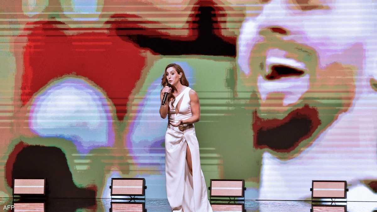أغنية لمارادونا تعود في وداع ميسي.. ما قصتها؟