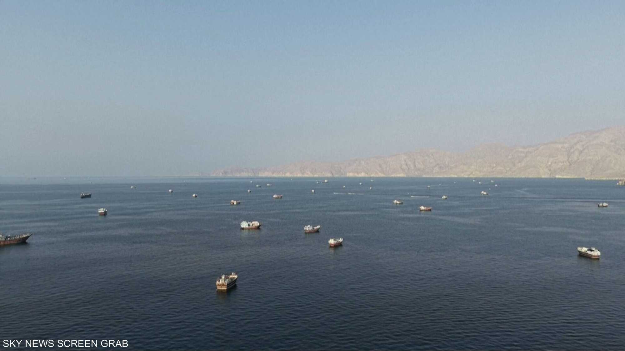 واشنطن وطهران.. تأهب مستمر وحوار غائب