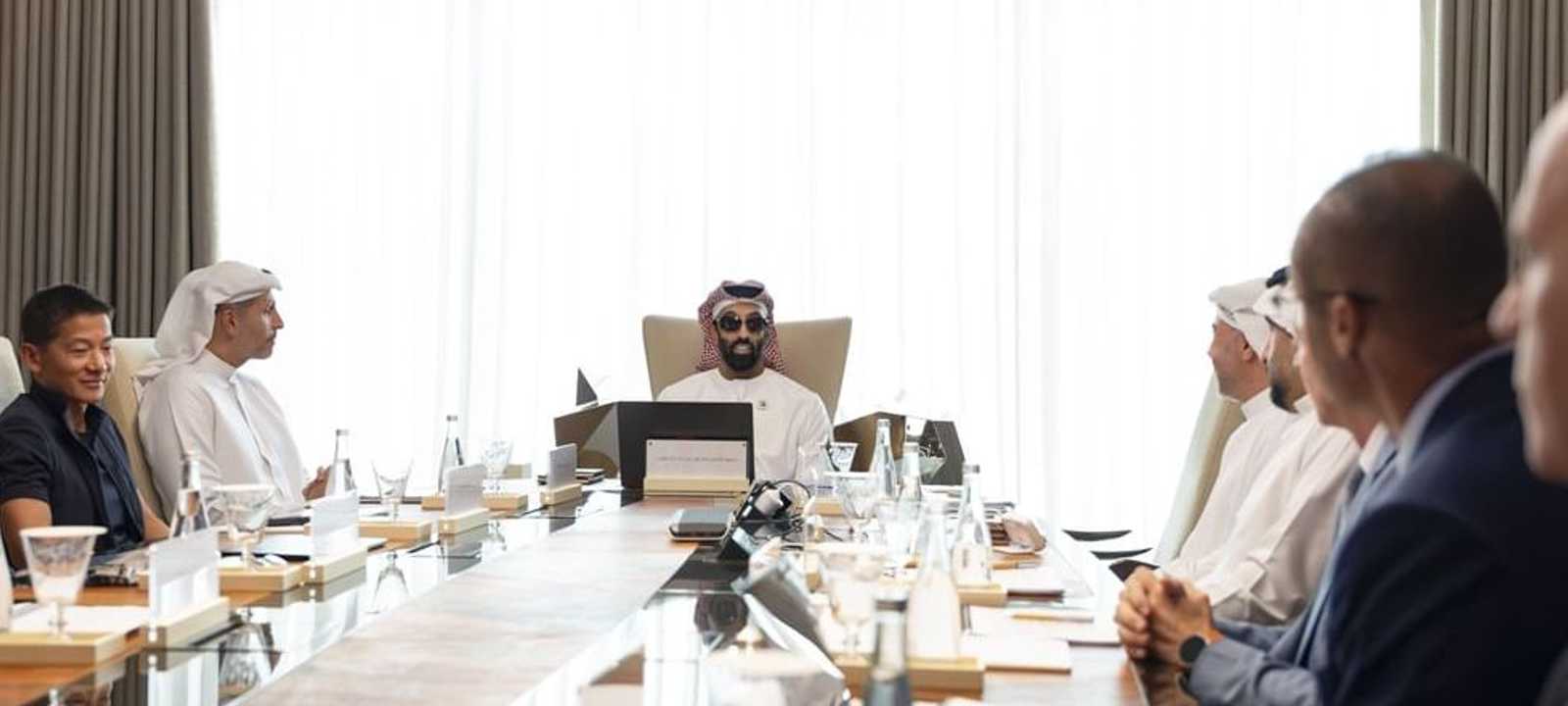 مجلس إدارة إم جي إكس