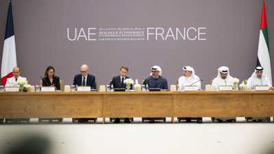 ولي عهد أبوظبي والرئيس الفرنسي