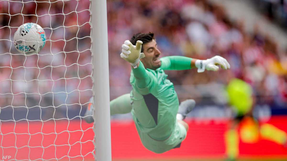 مفاجأة قبل الكلاسيكو.. كورتوا خارج قائمة ريال مدريد