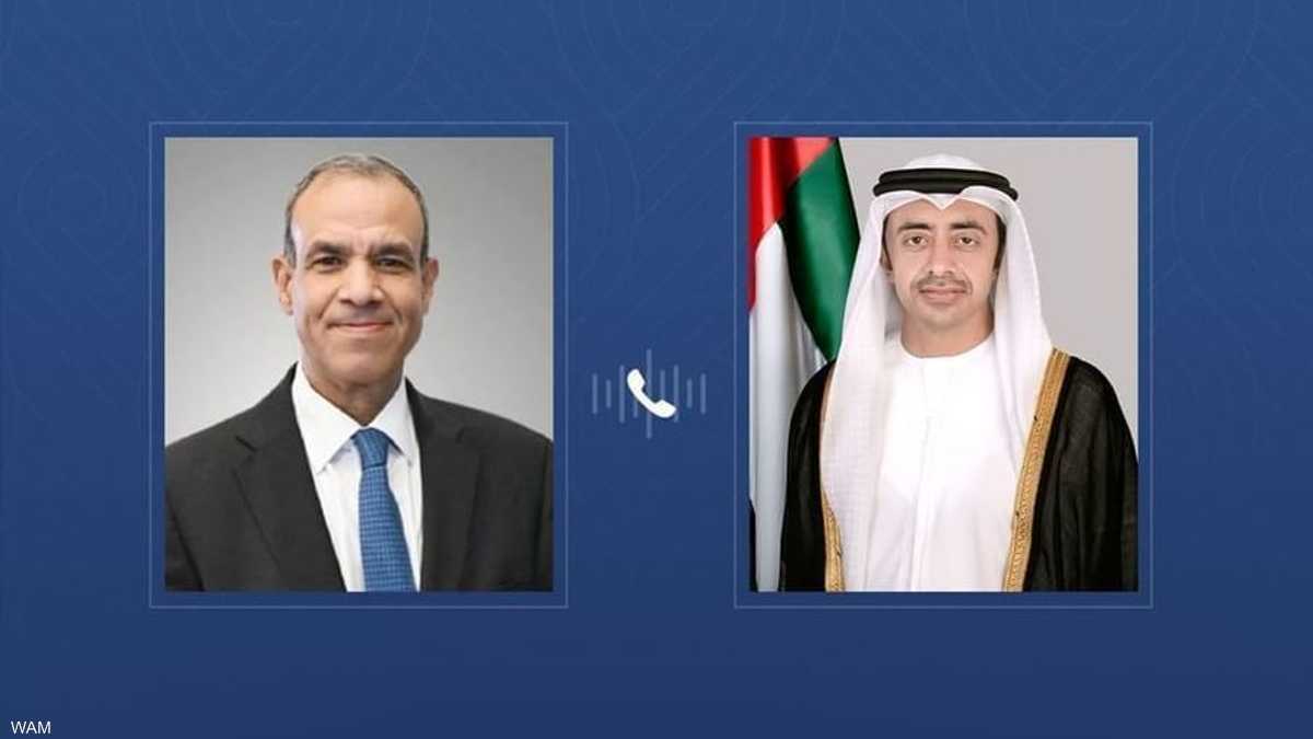 عبدالله بن زايد ووزير خارجية مصر يبحثان التطورات الإقليمية