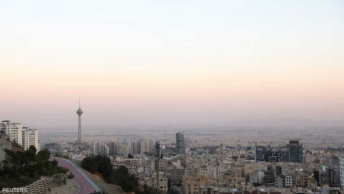 وفد قطري في طهران.. وساطة على وقع التهديدات الأميركية