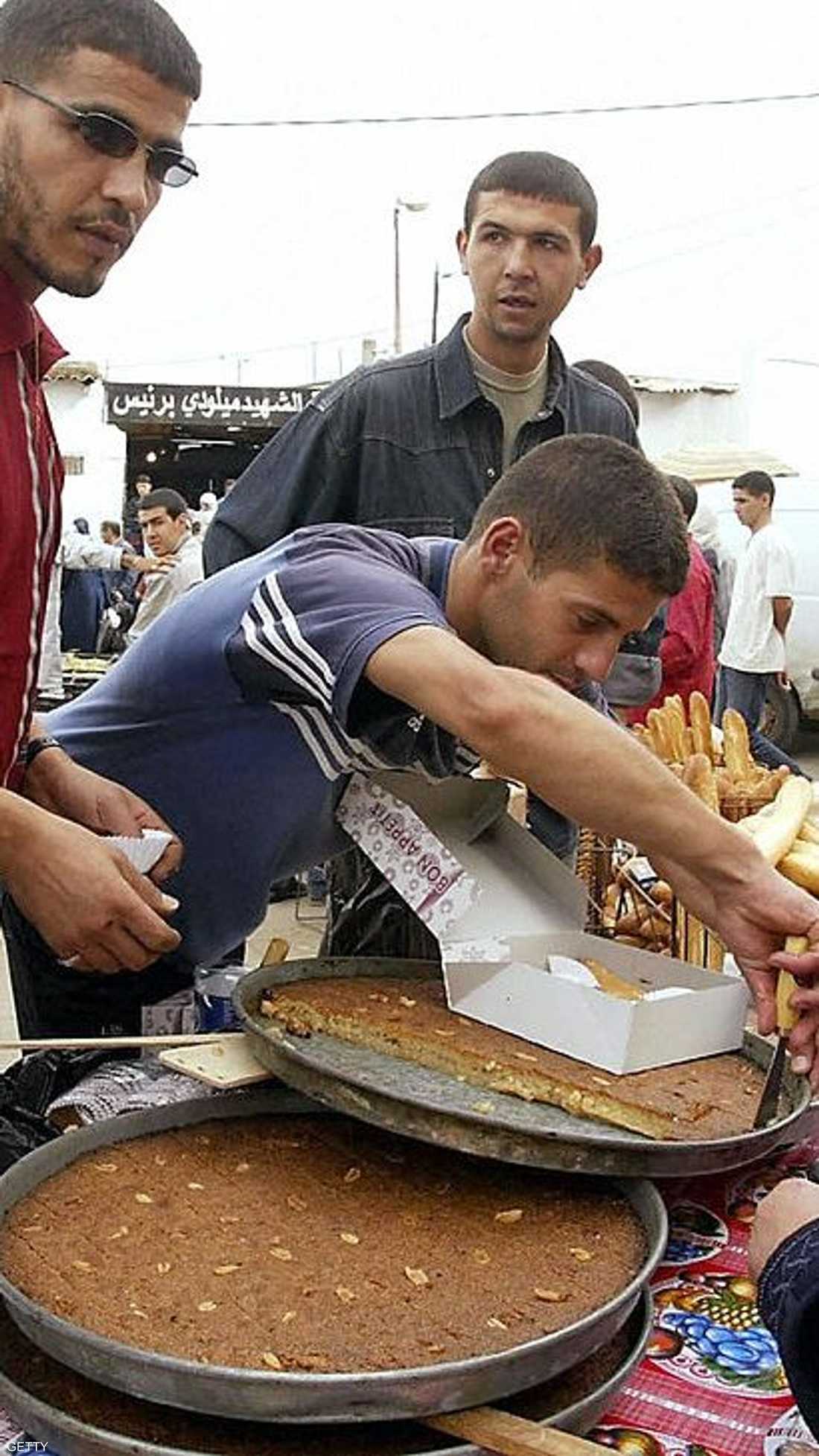 سوق شعبي بالجزائر