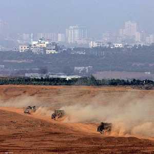 آليات عسكرية إسرائيلية تتوغل في قطاع غزة- أرشيفية