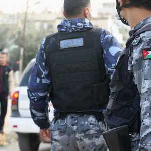 أفراد من الشرطة الأردنية.