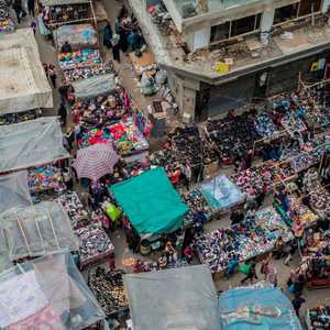 من سوق العتبة بوسط القاهرة