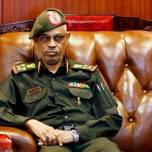 وزير الدفاع السوداني قال إن الجيش سيتصدى لكل أشكال التآمر