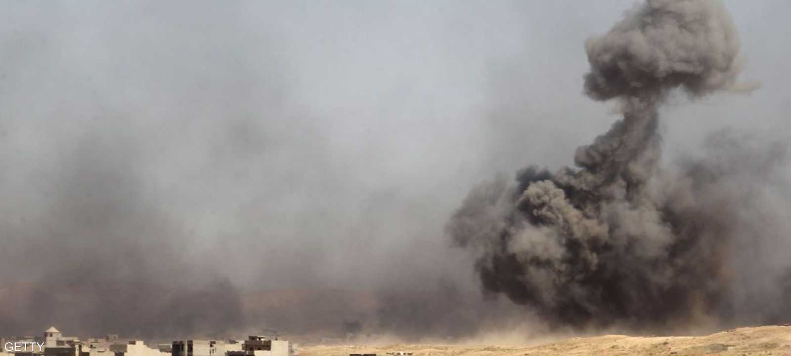 قالت ميليشيات الحشد إنها قصفت أهدافا لداعش داخل سوريا- أرشيف