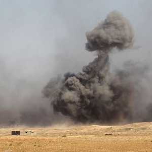 قالت ميليشيات الحشد إنها قصفت أهدافا لداعش داخل سوريا- أرشيف