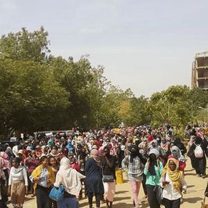 جامعة الأحفاد تخرج في تظاهرة لليوم الثاني على التوالي