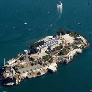 اكتشاف أطلاق قاعدة عسكرية تحت سجن الكاتراز