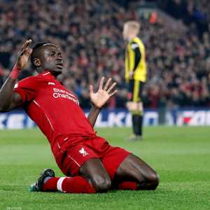 شارك ماني في مركز زميله المصاب المهاجم روبرتو فيرمينو