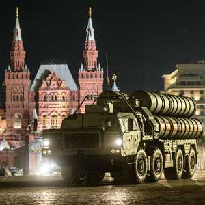 أنظمة صواريخ "إس-400"
