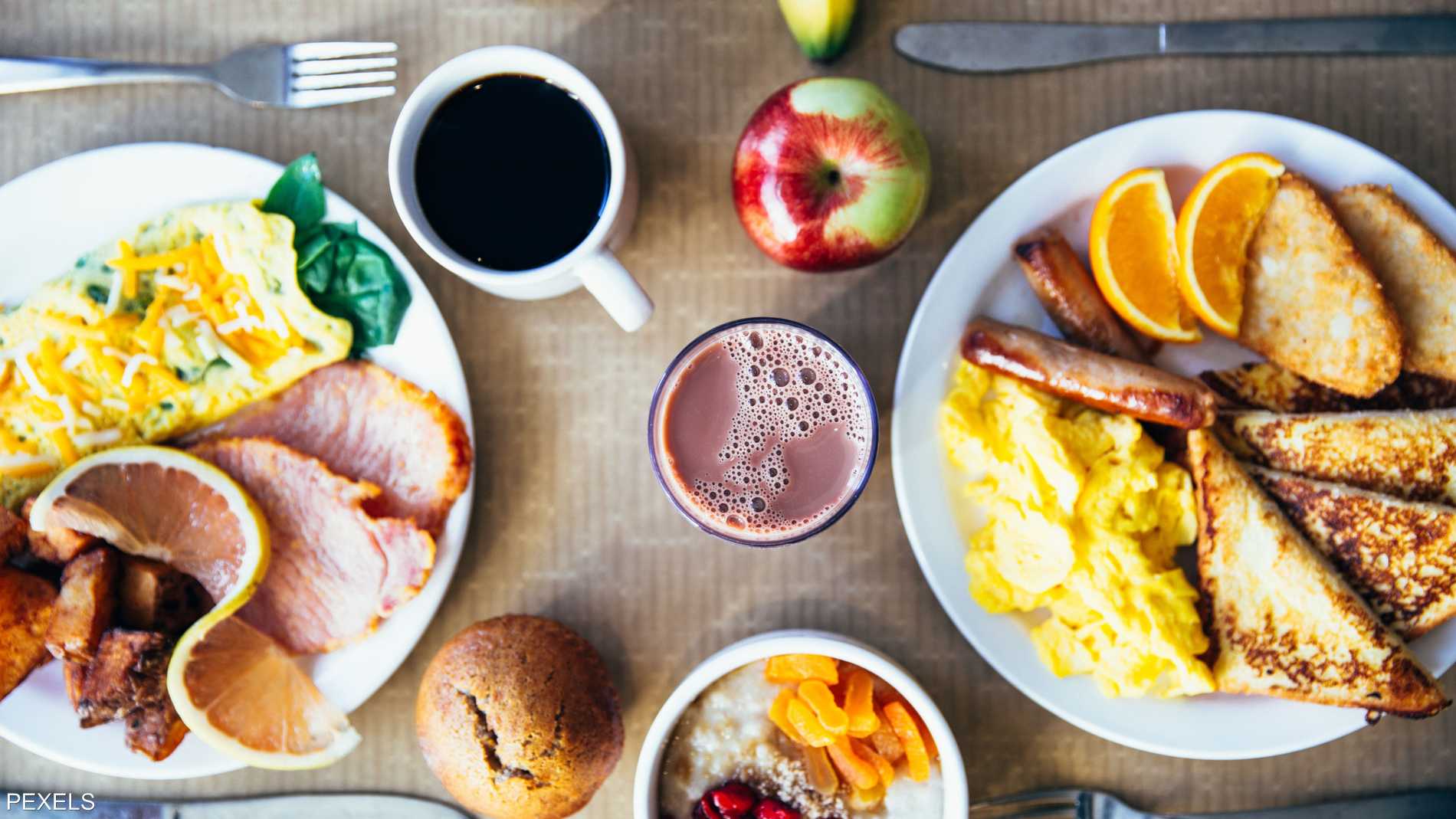 خبراء تغذية يكشفون "أفضل وقت لتناول الإفطار" 