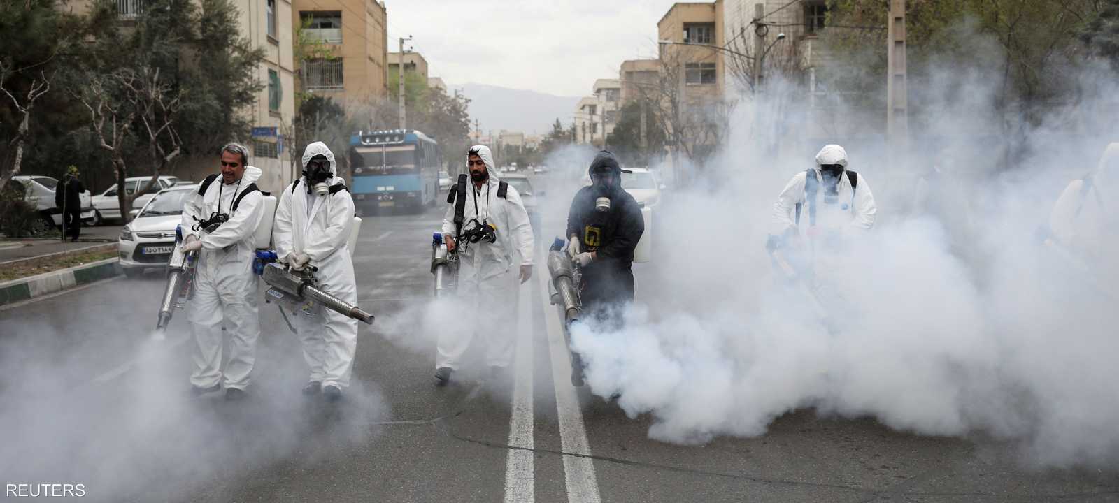 أعمال تعقيم في أحد شوارع طهران