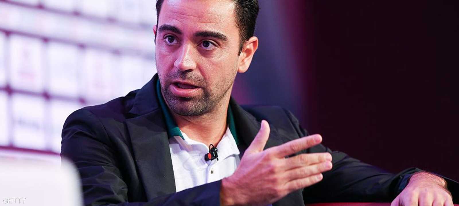 نجم الكرة الاسبانية السابق، تشافي هرنانديز