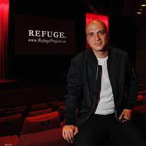 حسن عقاد ترك الأفلام وتوجه للتنظيف في زمن كورونا