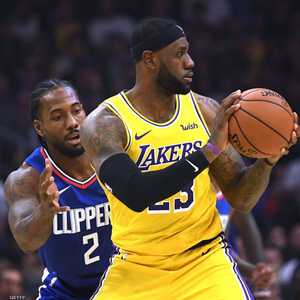 ليبرون جيمس نجم لوس أنجلوس ليكرز