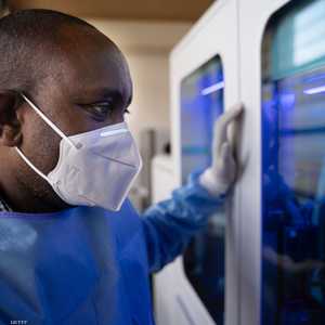 أحد المختبرات المعنية بفحوصات كوفيد 19 في رواندا