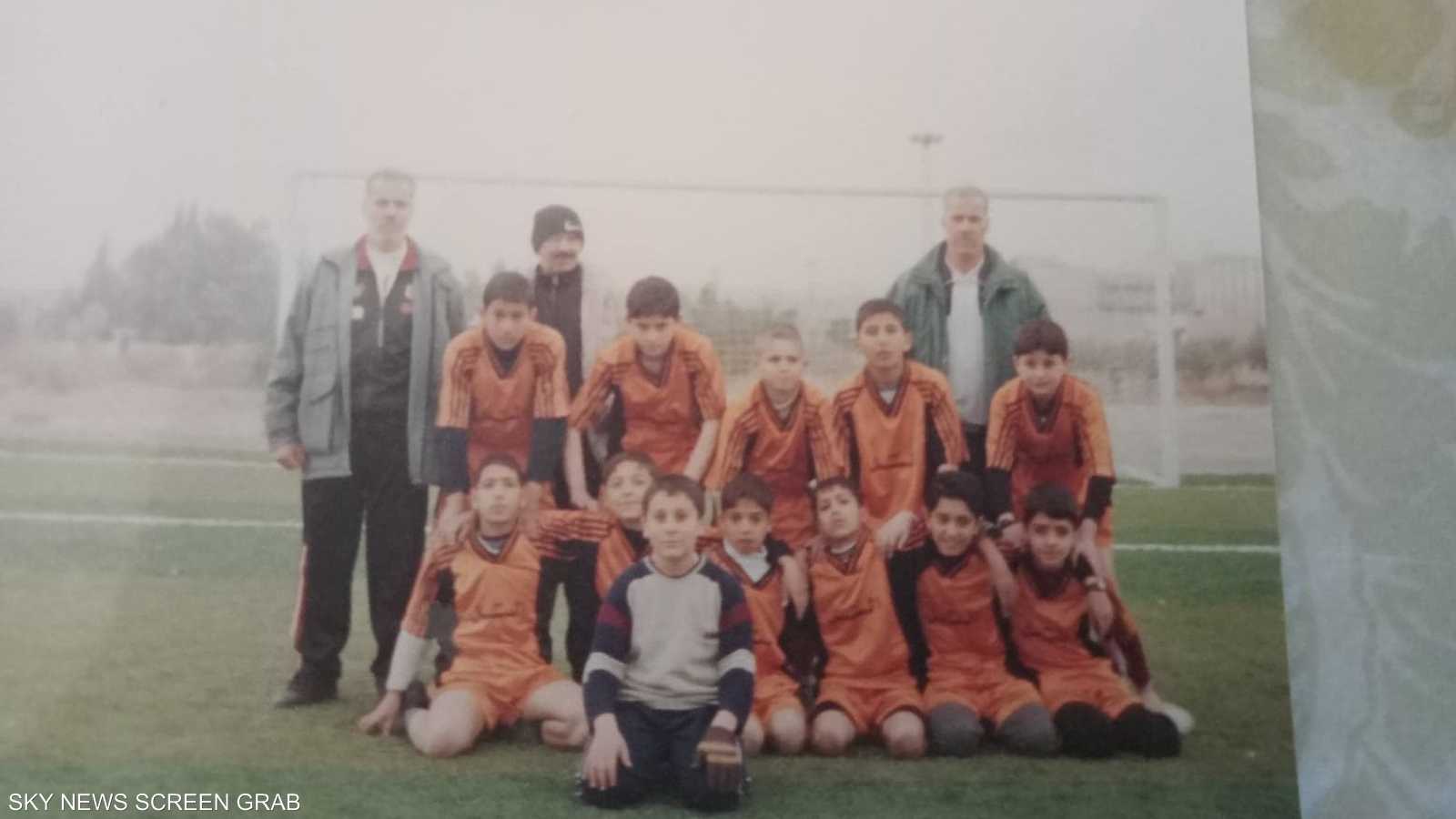 صورة مع منتخب المدارس
