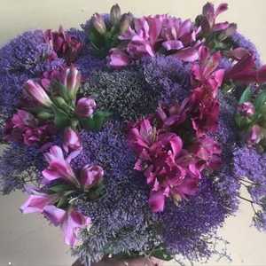 يعيل هذا القطاع الآلاف في لبنان