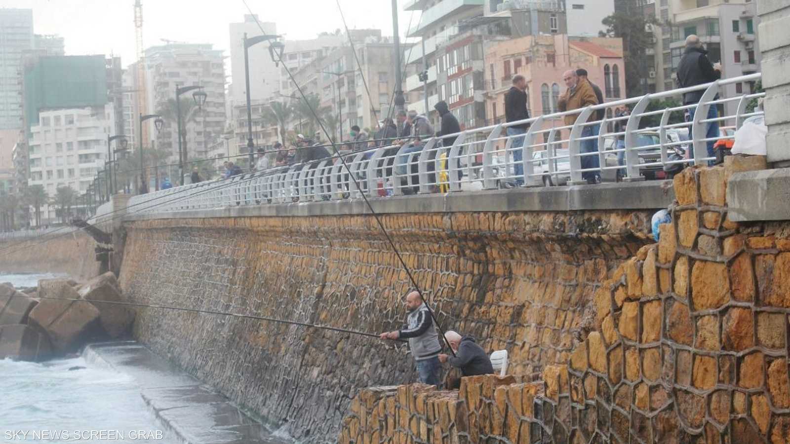 رحلة التشرد جعلت غصون غريبة فعلا