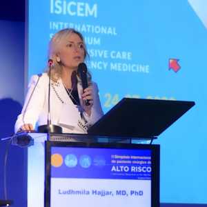 لودميلا حجار