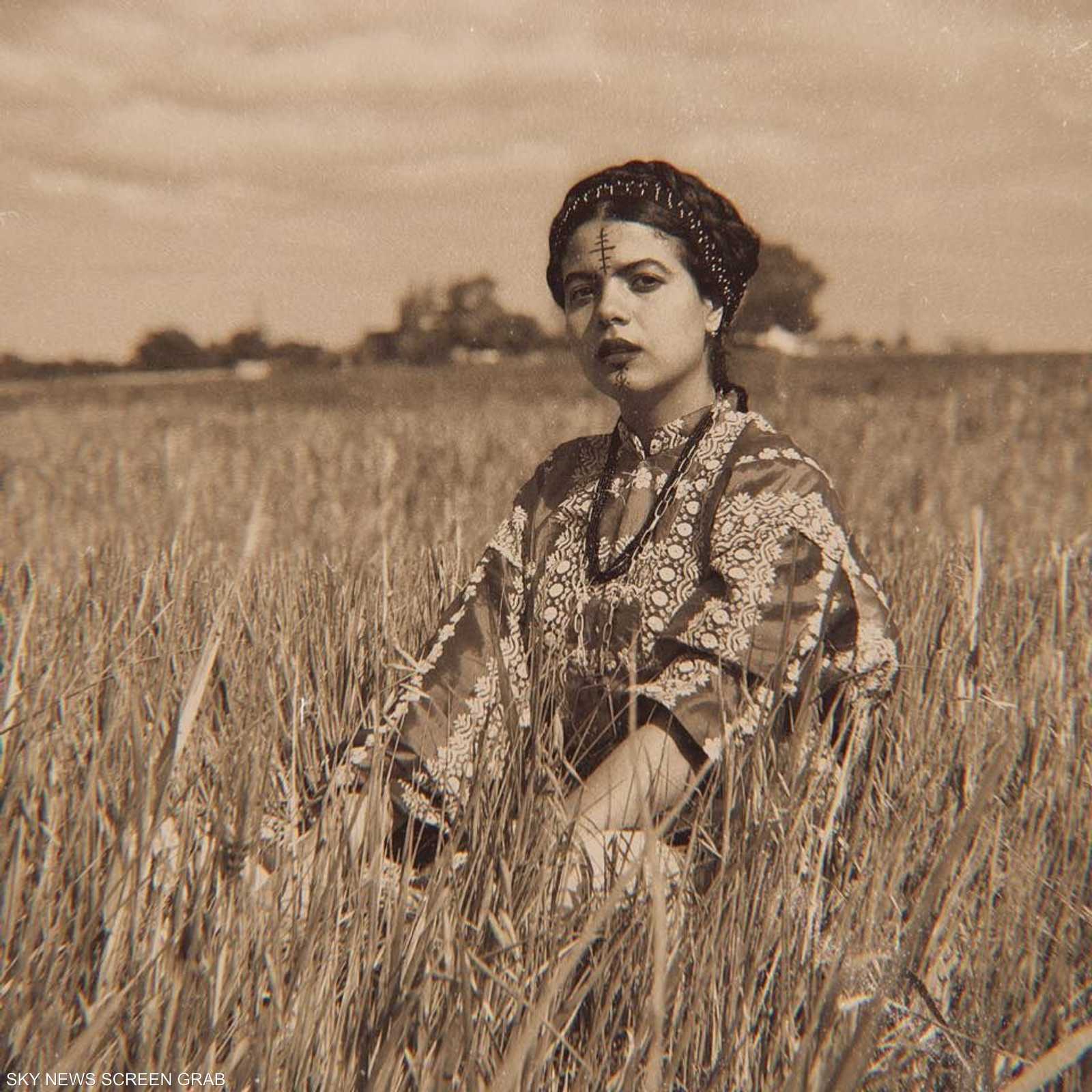 بدأ شغف هاجر بالغناء في سن السادسة من عمرها