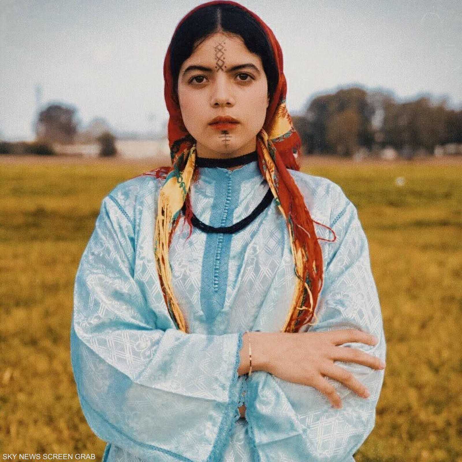 تضع الطالبة الجامعية هاجر حاليا الدراسة في مقدمة أولوياتها