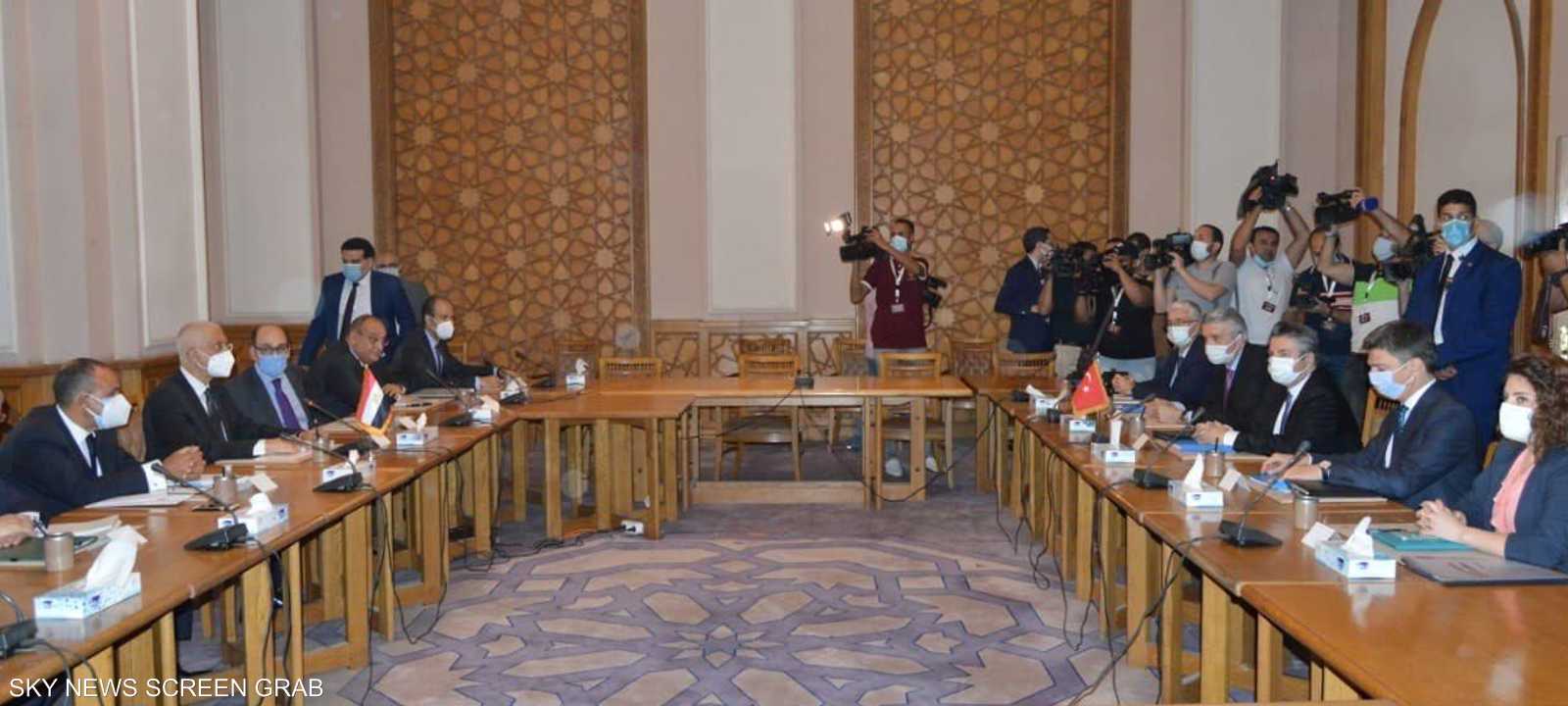 تستمر المحادثات يومين