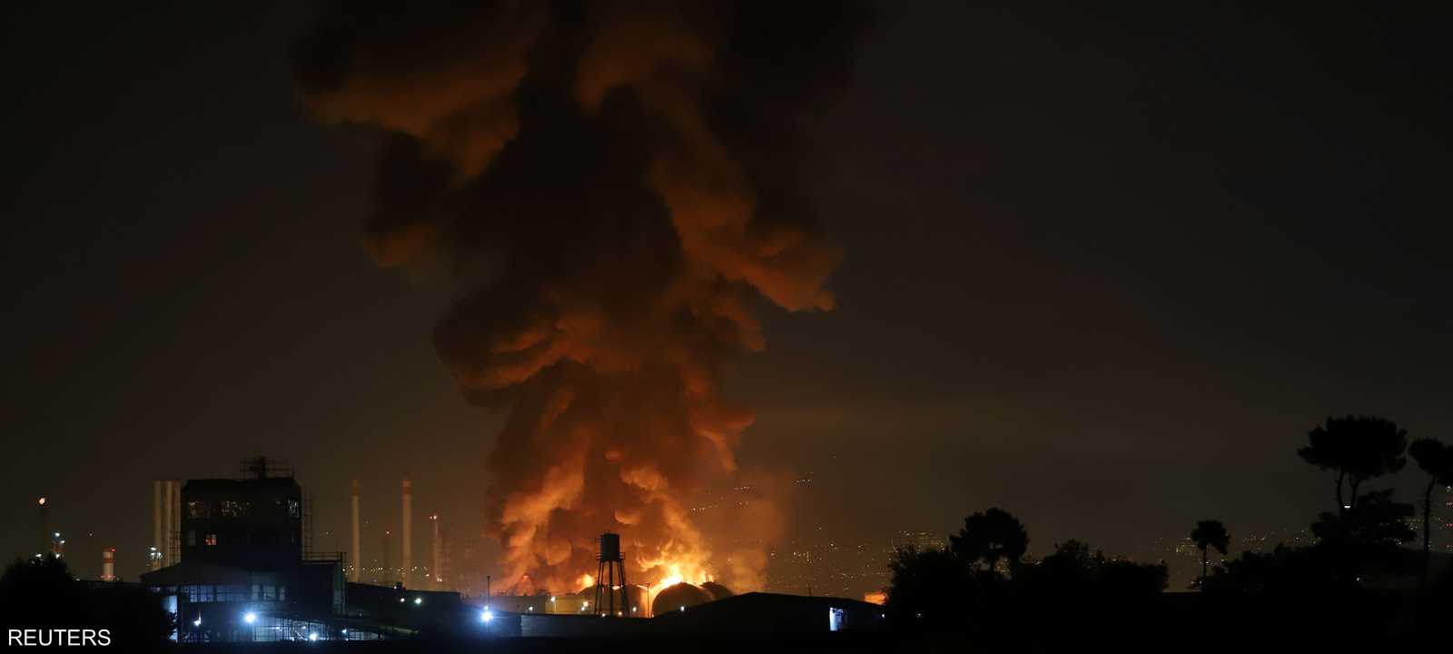 حريق غامض اندلع بمصفاة نفط إيرانية