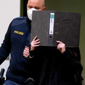 جنيفر دبليو أثناء ظهورها في المحكمة