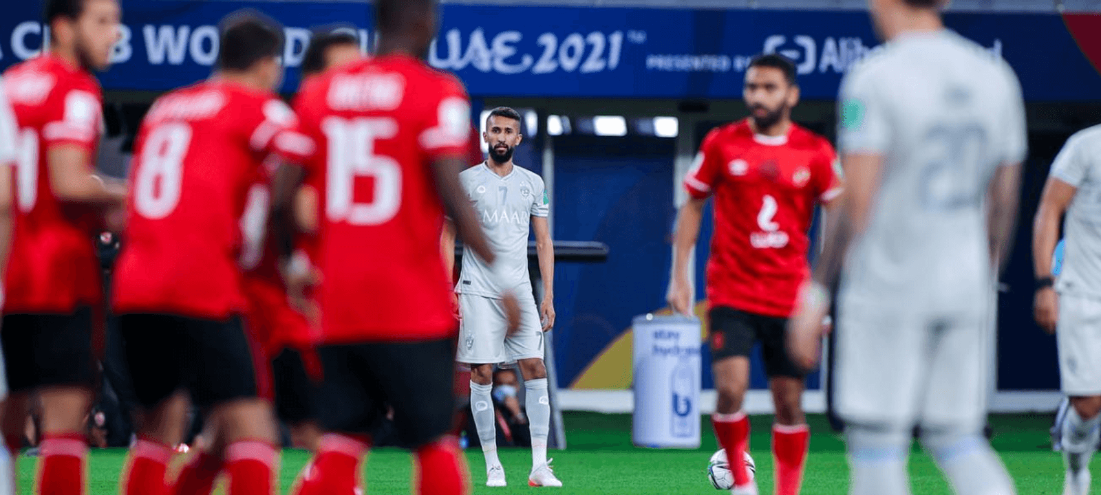 الأهلي المصري فاز على الهلال السعودي برباعية