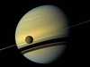كوكب زحل وقمر تيتان