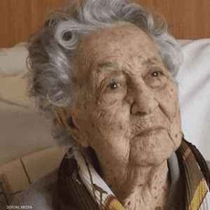 المسنة تبلغ 115 عاما
