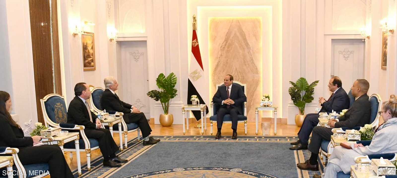 السيسي يستقبل مدير المخابرات الأميركية