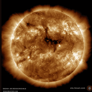 الثقب الذي ظهر على سطح الشمس هو الثاني خلال أسبوع