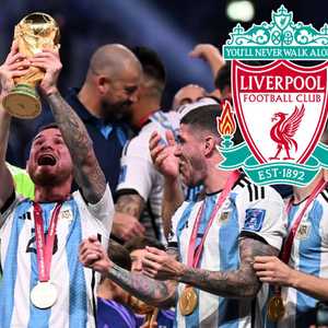 ماك أليستر.. في طريقه إلى ليفربول