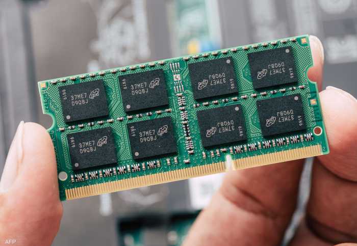 الرقائق الإلكترونية