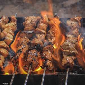 تقليل أو استبعاد اللحوم يمكن أن يقلل من خطر الإصابة بأمراض