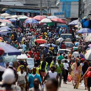 تقديرات سكان الغابون 2.3 مليون نسمة