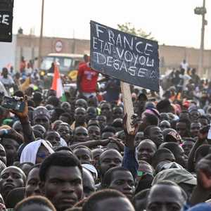 مظاهرات بالنيجر تطالب باريس بسحب قواتها ودبلوماسييها