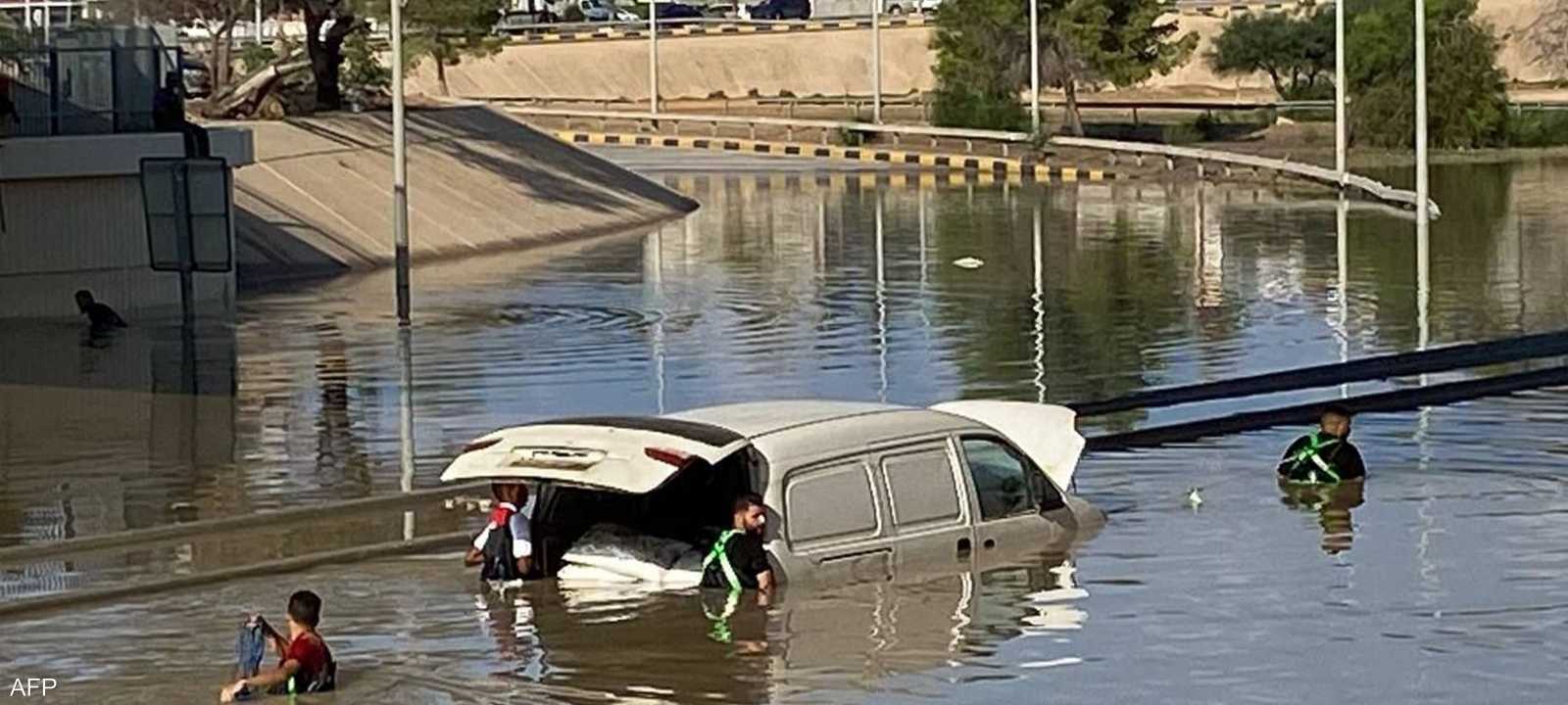 فيضانات تضرب مدينة درنة الليبية بسبب اعصار دانيال