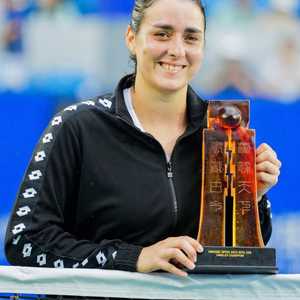 أنس جابر تتويج بلقب نينغبو