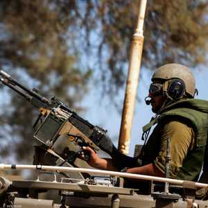 جندي إسرائيلي في جنوب البلاد بعد التسلل المفاجئ لمسلحي حماس