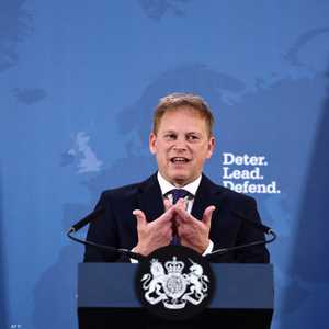 وزير الدفاع البريطاني غرانت شابس