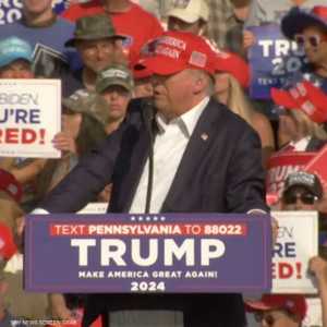 محاولة اغتيال ترامب.. 55 ثانية تختصر الحدث