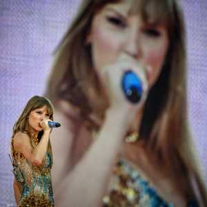 تايلور سويفت