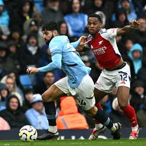 مانشستر سيتي يتعادل مع أرسنال في الدوري الإنجليزي